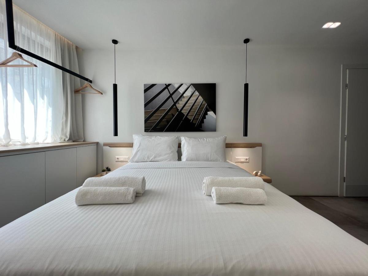 The Dazzling Glimpse Acropolis Suites Athen Eksteriør billede